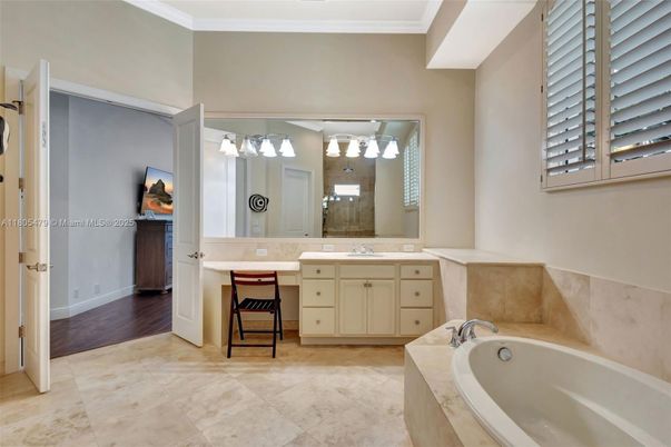Bathroom, Dual Sink Vanities, Interior, Wood Texture Flooring