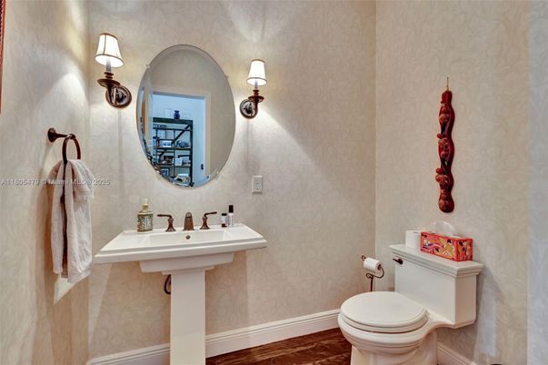 Bathroom, Interior, Wood Texture Flooring