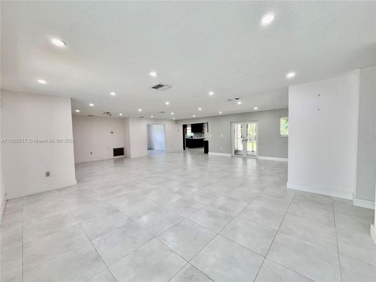 Empty room, Interior, Kitchen, Recessed Lighting