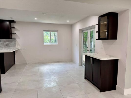 Empty room, Interior, Kitchen, Recessed Lighting