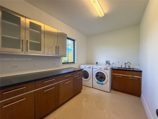 Interior, Washer