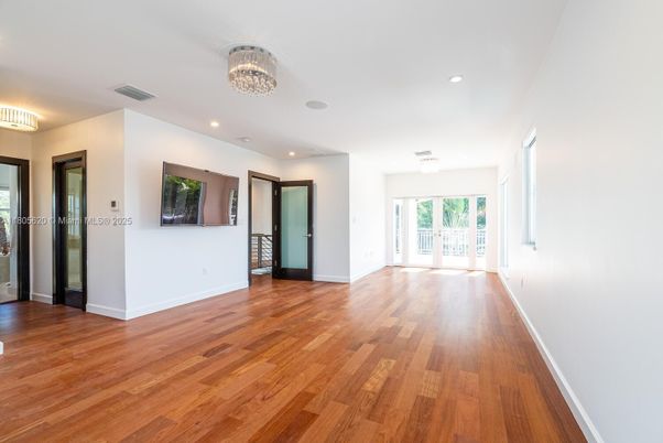Chandelier, Empty room, Interior, Recessed Lighting, Wood Texture Flooring