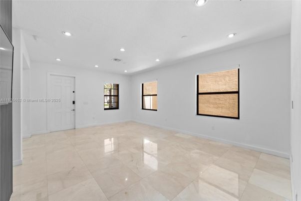 Empty room, Interior, Recessed Lighting