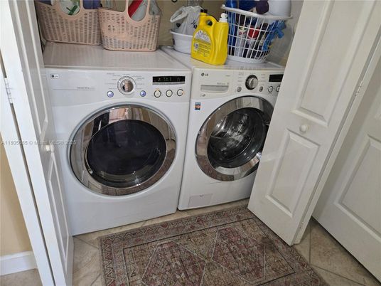 Interior, Utility Closets, Washer