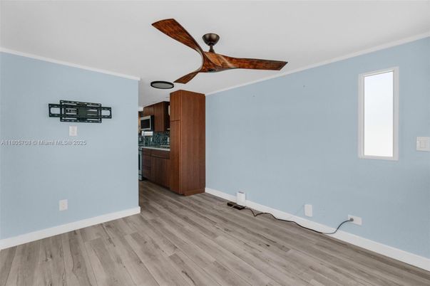 Empty room, Interior, Kitchen, Wood Texture Flooring