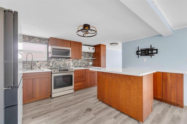 Interior, Kitchen, Stainless Steel Appliances, Wood Texture Flooring