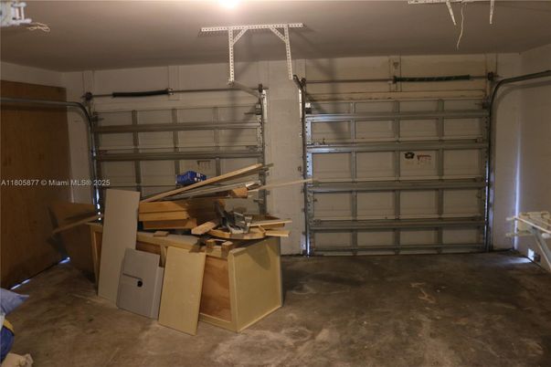 Garage, Interior