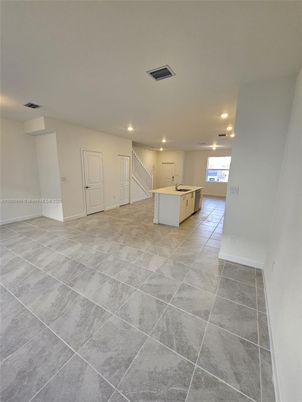 Empty room, Interior, Kitchen, Recessed Lighting