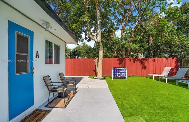 Backyard, Exterior