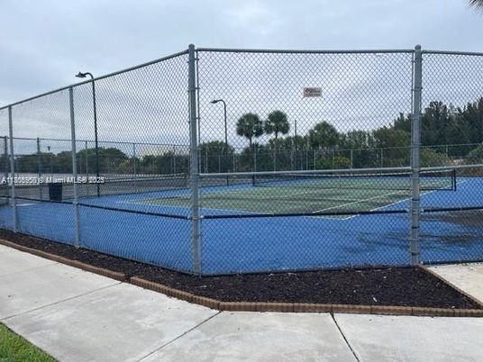 Exterior, Tennis Courts