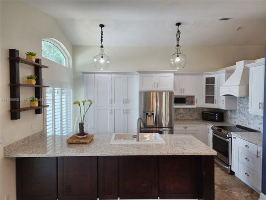 Interior, Kitchen, Pendant Lights, Stainless Steel Appliances