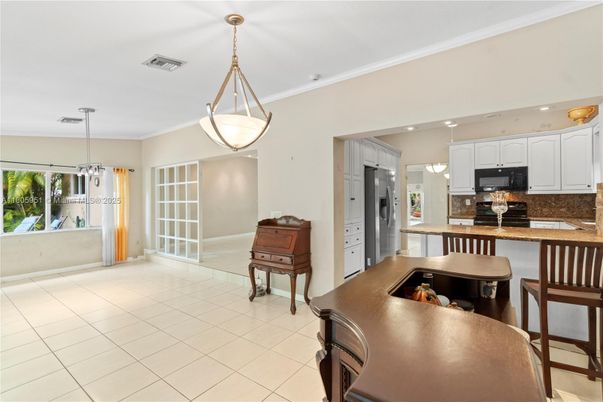 Dining room, Interior, Kitchen, Pendant Lights, Recessed Lighting