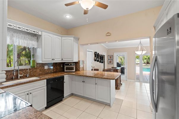 Interior, Kitchen, Recessed Lighting