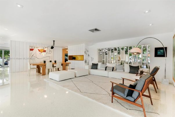 Dining room, Interior, Living room, Recessed Lighting