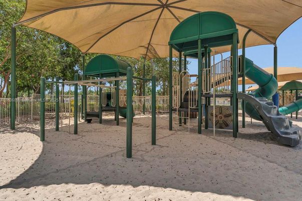 Backyard, Exterior, Playground