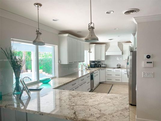 Interior, Kitchen, Pendant Lights, Recessed Lighting