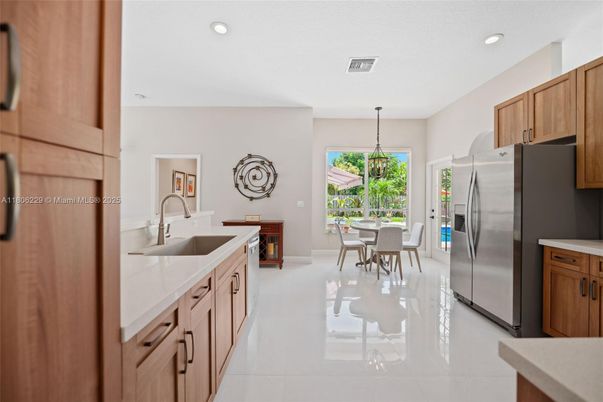 Dining room, Interior, Pendant Lights