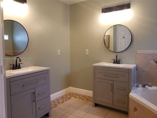 Bathroom, Dual Sink Vanities, Interior
