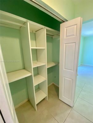Interior, Walk-in Closets