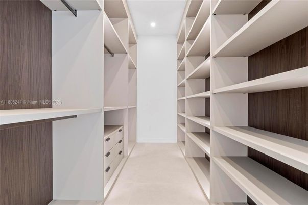 Interior, Recessed Lighting, Walk-in Closets