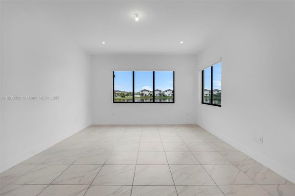 Empty room, Interior, Marble, Recessed Lighting