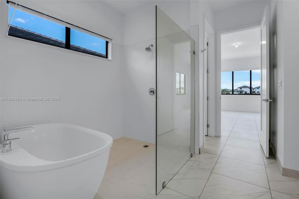 Bathroom, Free Standing Baths, Glass Shower, Interior, Marble