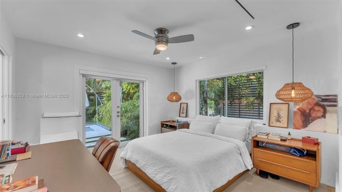 Bedroom, Interior, Pendant Lights, Recessed Lighting