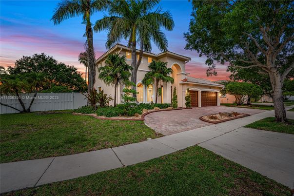 Attached, Backyard, Exterior, Facade, Mediterranean