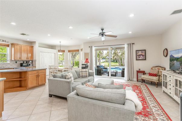 Dining room, Interior, Kitchen, Living room, Pendant Lights, Recessed Lighting
