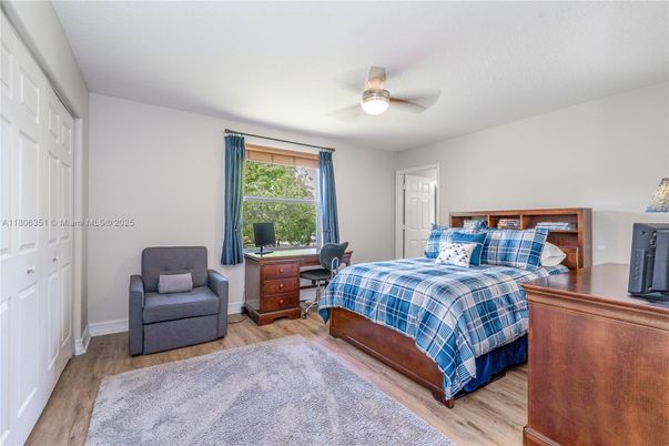 Bedroom, Home Office, Interior, Wood Texture Flooring