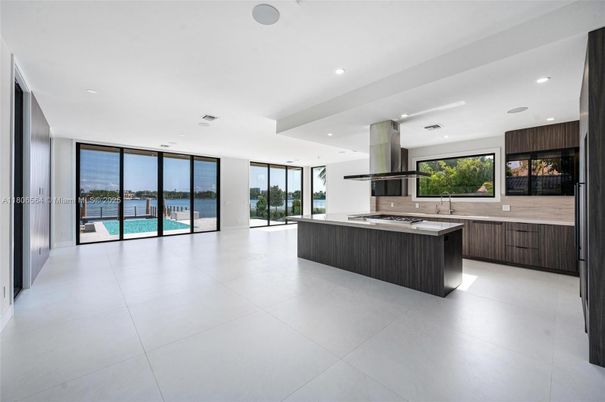 Interior, Kitchen, Recessed Lighting, Water