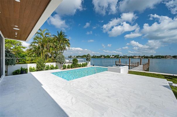 Exterior, Pool, Water