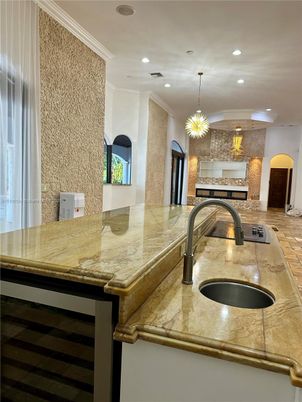 Interior, Pendant Lights, Pool, Recessed Lighting