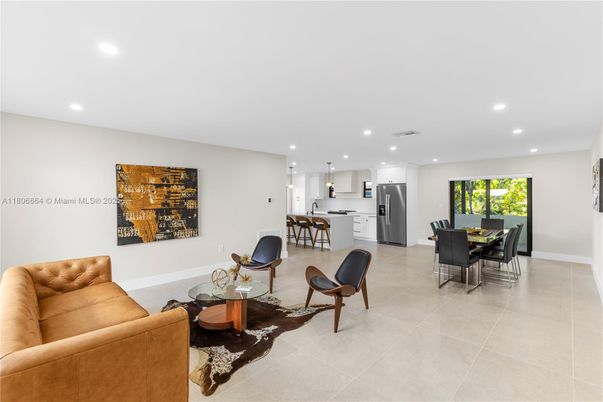Dining room, Interior, Kitchen, Living room, Pendant Lights, Recessed Lighting