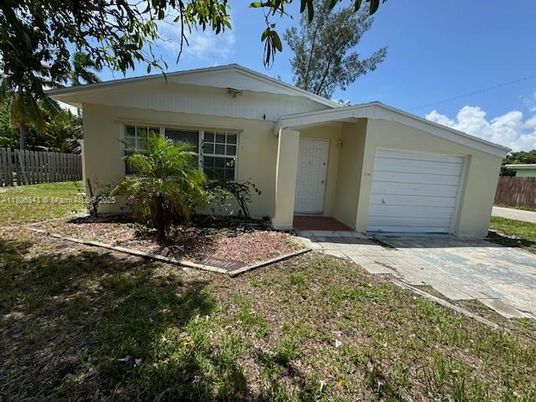 Attached, Backyard, Exterior, Facade, Ranch