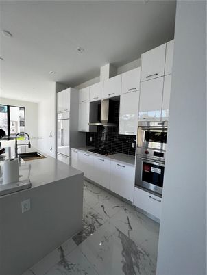 Interior, Kitchen, Marble, Recessed Lighting, Stainless Steel Appliances