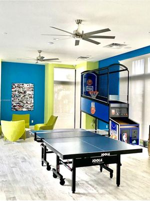 Game Room, Interior, Wood Texture Flooring