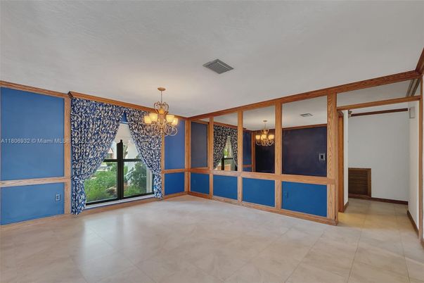 Chandelier, Empty room, Interior