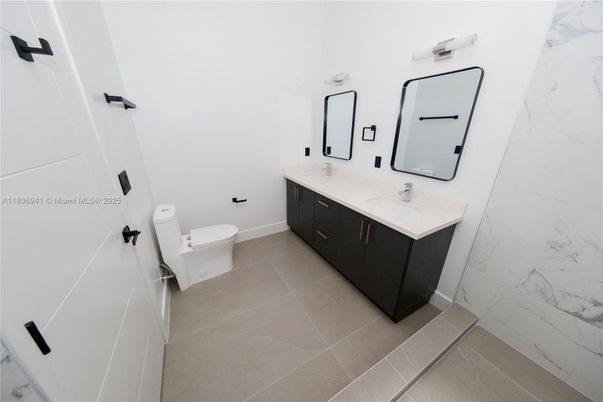 Bathroom, Dual Sink Vanities, Interior, Marble Walls