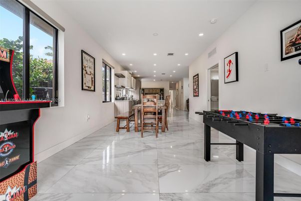Dining room, Game Room, Interior, Kitchen, Marble, Recessed Lighting