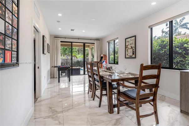 Dining room, Interior, Marble, Recessed Lighting