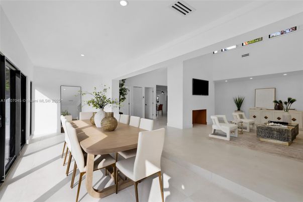 Dining room, Interior, Recessed Lighting