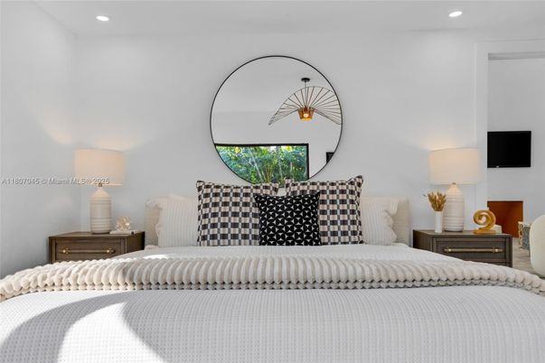 Bedroom, Interior, Recessed Lighting