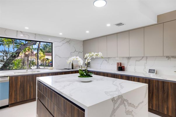 Interior, Kitchen, Marble Walls, Recessed Lighting