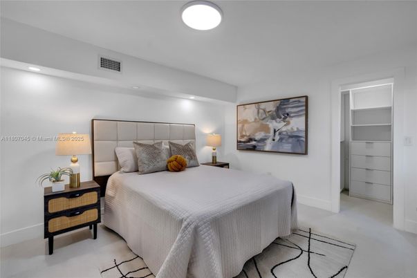 Bedroom, Interior, Recessed Lighting