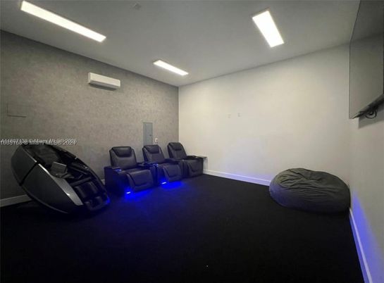 Interior, Recessed Lighting