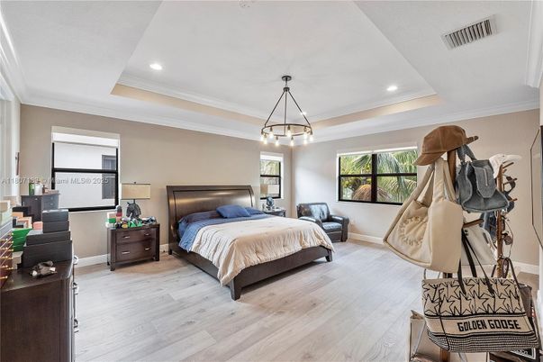 Bedroom, Interior, Pendant Lights, Recessed Lighting, Wood Texture Flooring