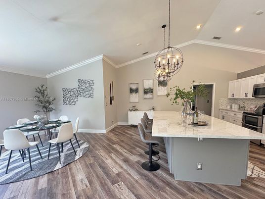 Chandelier, Dining room, Interior, Kitchen, Recessed Lighting, Wood Texture Flooring