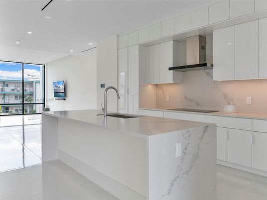 Interior, Kitchen, Marble Walls, Recessed Lighting