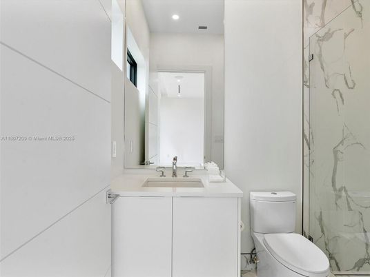 Bathroom, Interior, Marble Walls, Recessed Lighting